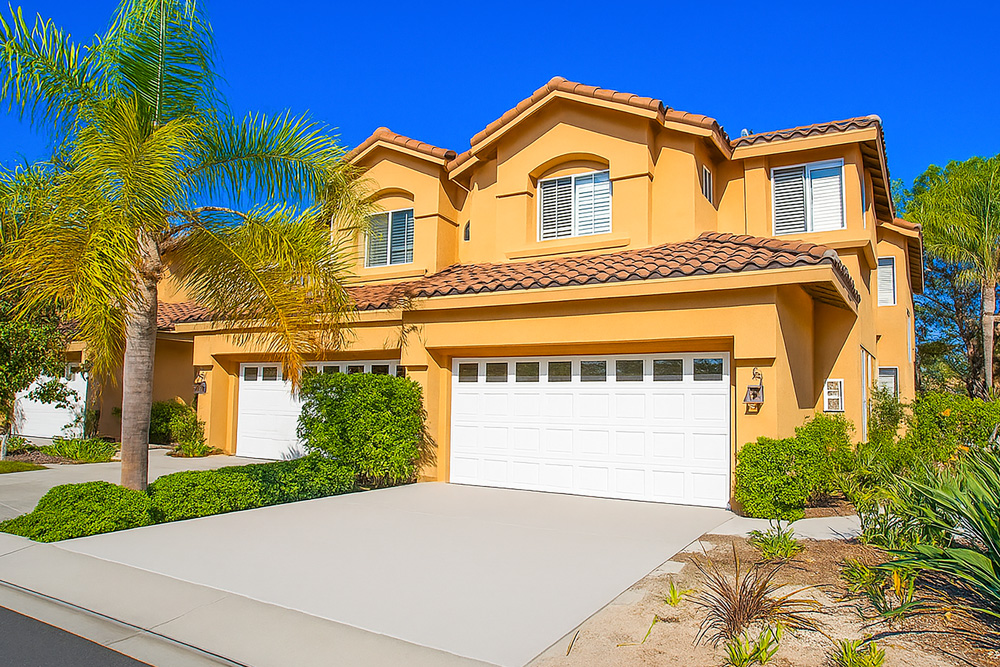 Townhome for sale in The Windwards Aliso Viejo, CA